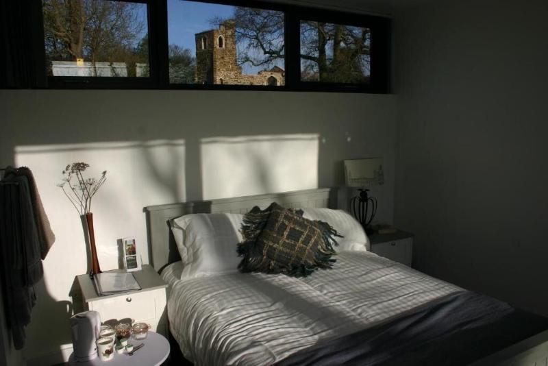 Clophill Eco Lodges image