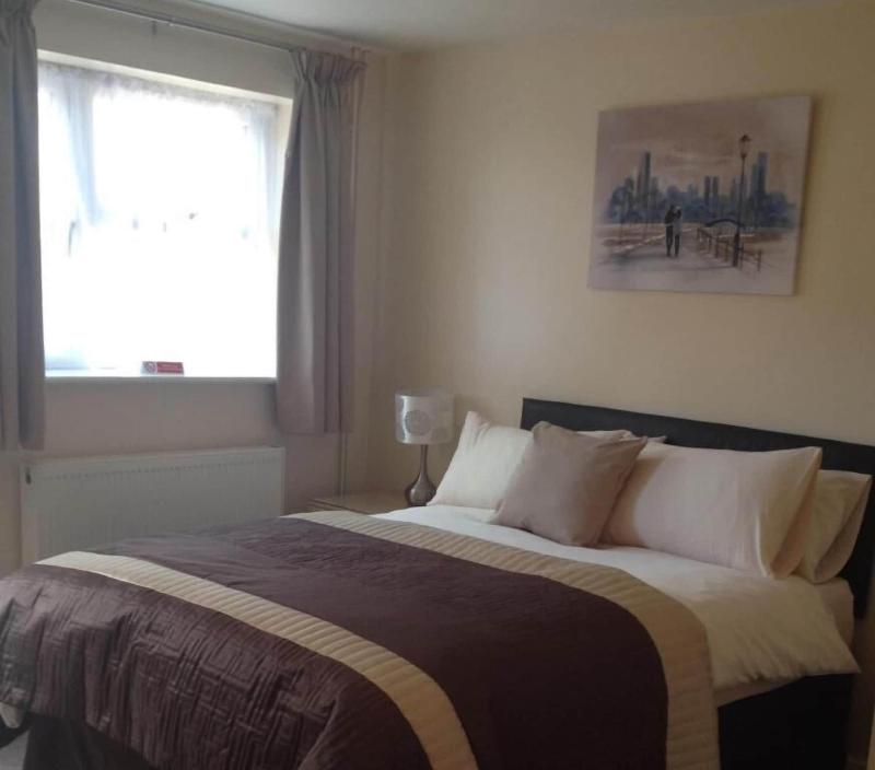 Newent Golf Club & Lodges image