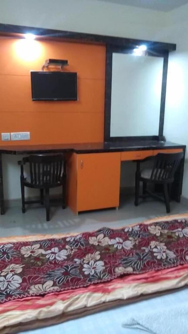 Hotel Apple Villa image