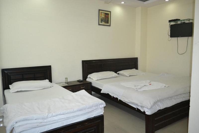 Hotel Apple Villa image