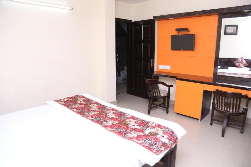 Hotel Apple Villa image