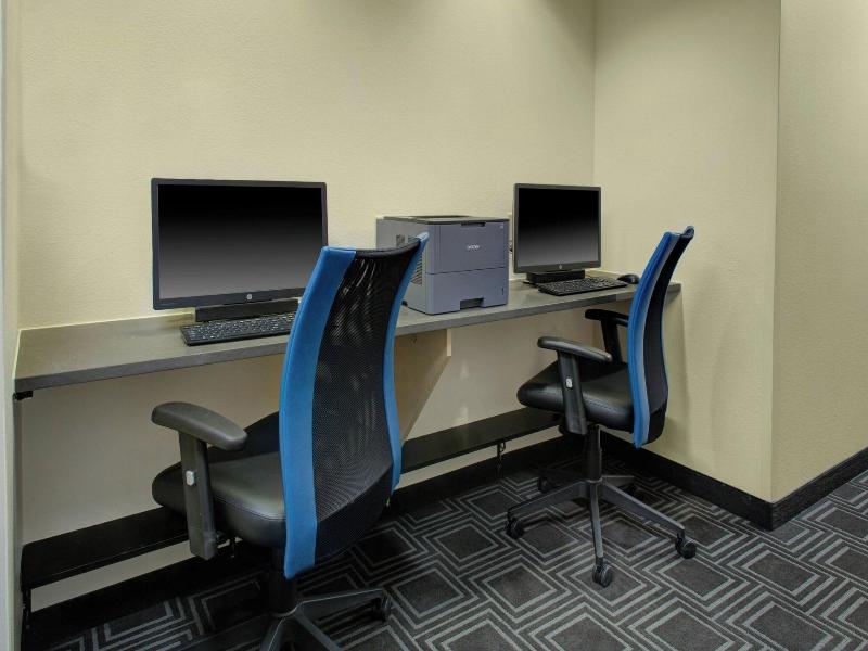 Towneplace Suites By Marriott Wichita East