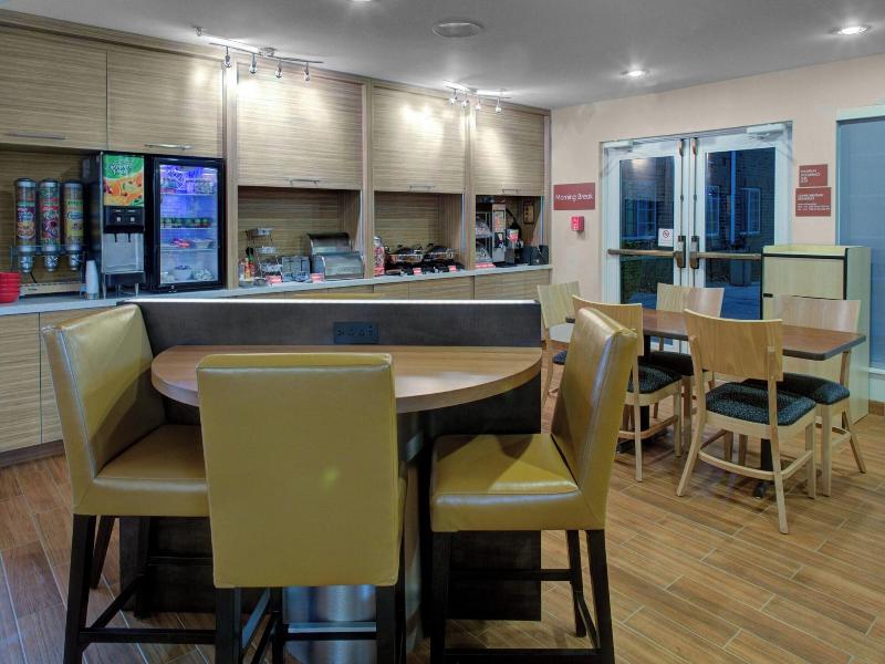 Towneplace Suites By Marriott Wichita East