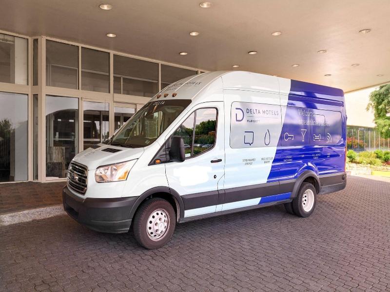 Delta Hotels by Marriott Indianapolis Airport image