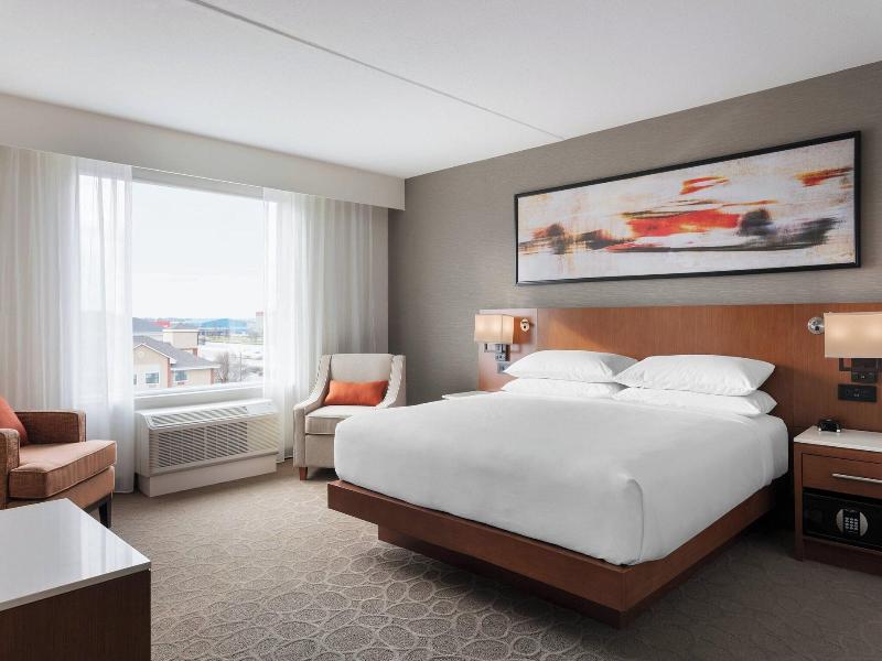 Delta Hotels by Marriott Indianapolis Airport image