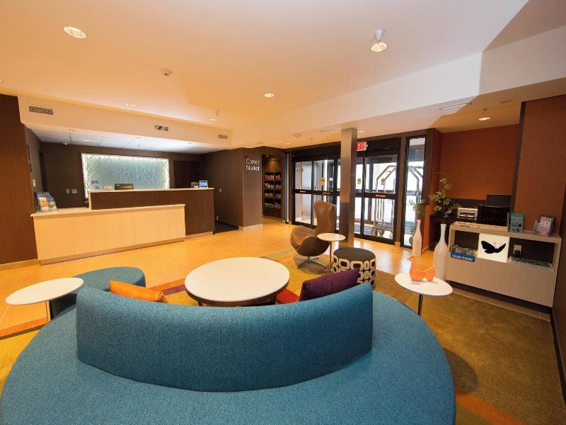 Fairfield Inn & Suites by Marriott Burlington