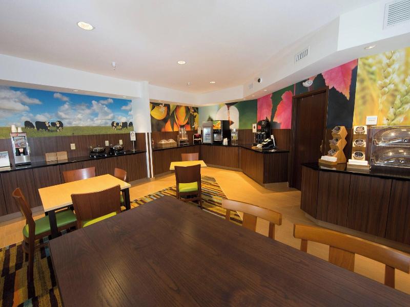 Fairfield Inn & Suites by Marriott Burlington