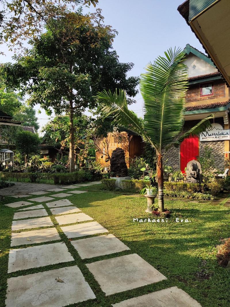 Mettaloka Guest House And Art Space image