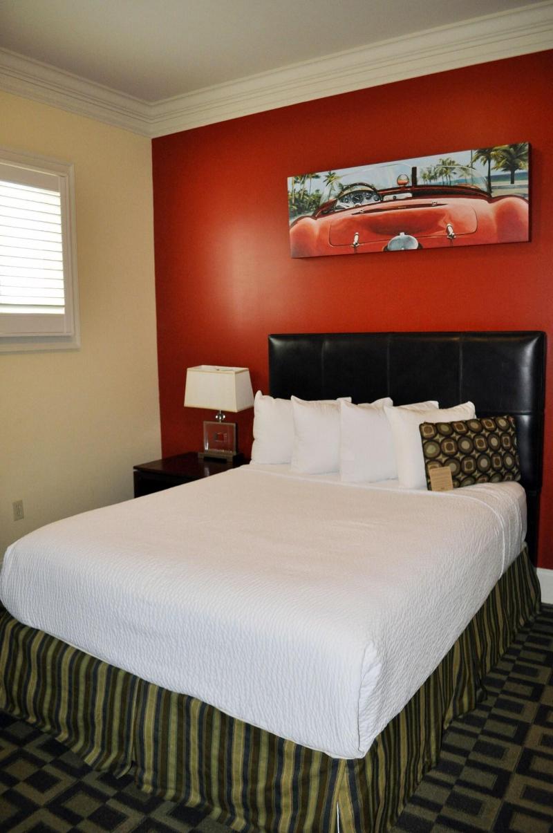 Carriage House Hotel — photo 68