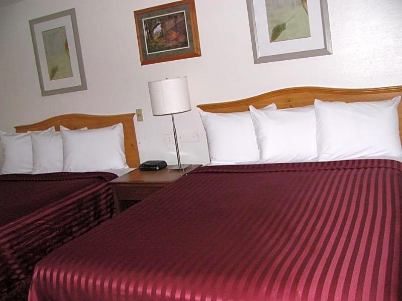Oyster Bay Inn & Suites image