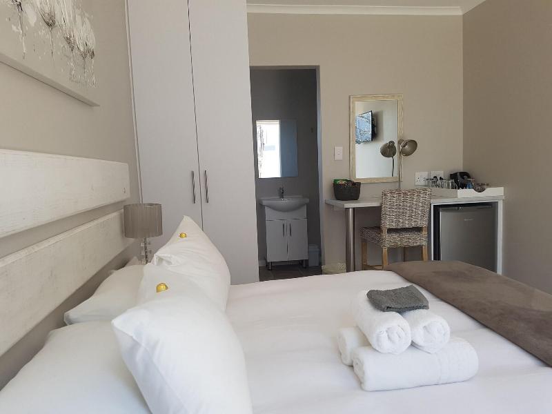 Melkbosch Guesthouse image