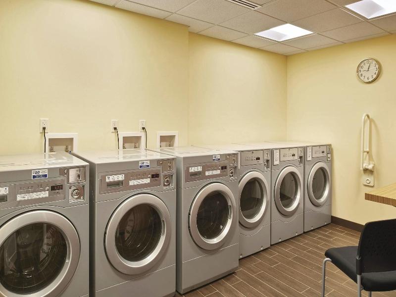 Towneplace Suites By Marriott Medicine Hat