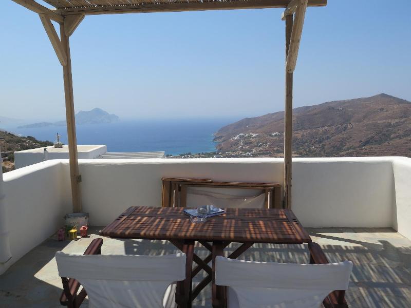 Kaminaki Amorgos Studios & Apartments image