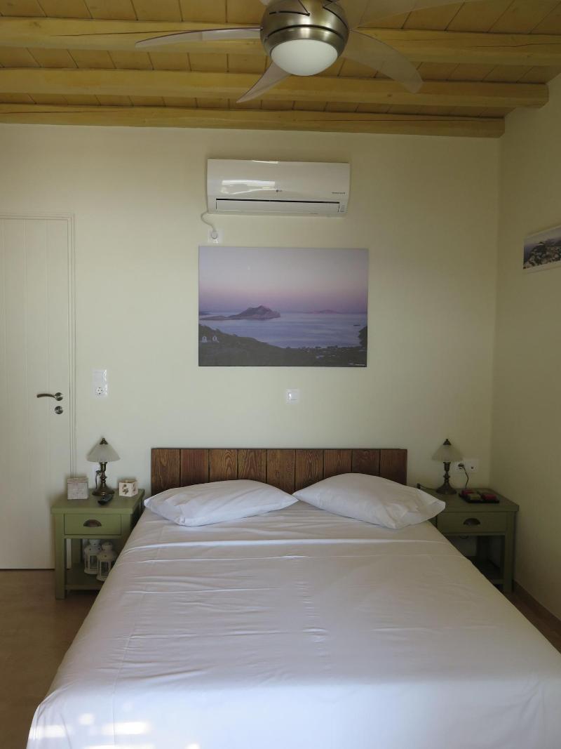 Kaminaki Amorgos Studios & Apartments image