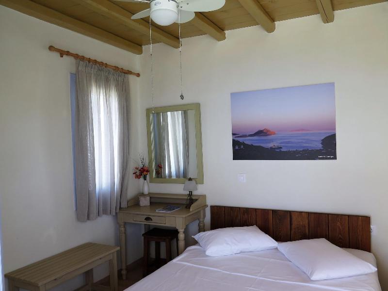 Kaminaki Amorgos Studios & Apartments image