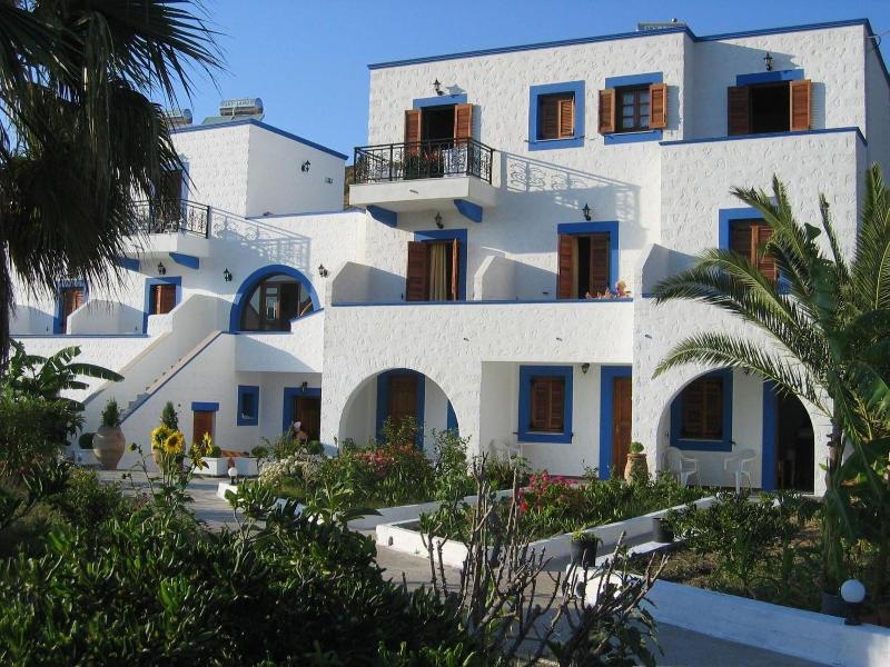 Nicolas Studios image