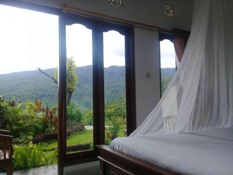 Aris Homestay And Warung Made image