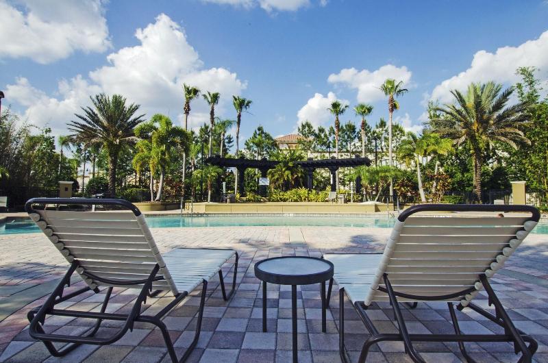 Vista Cay By Cosy Casas image
