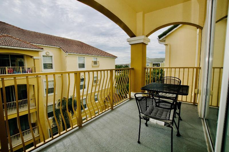 Vista Cay By Cosy Casas image