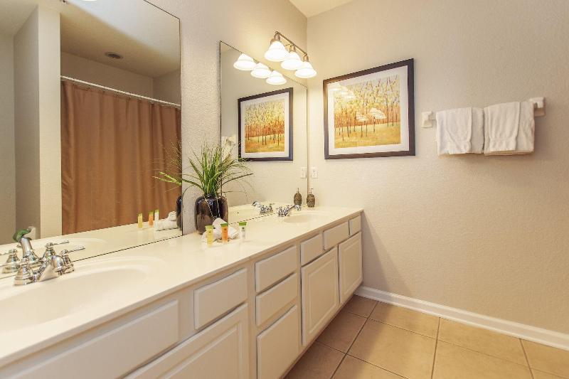 Vista Cay By Cosy Casas image