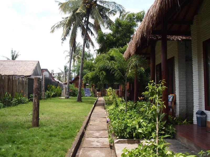 Gili Escape Bungalows image