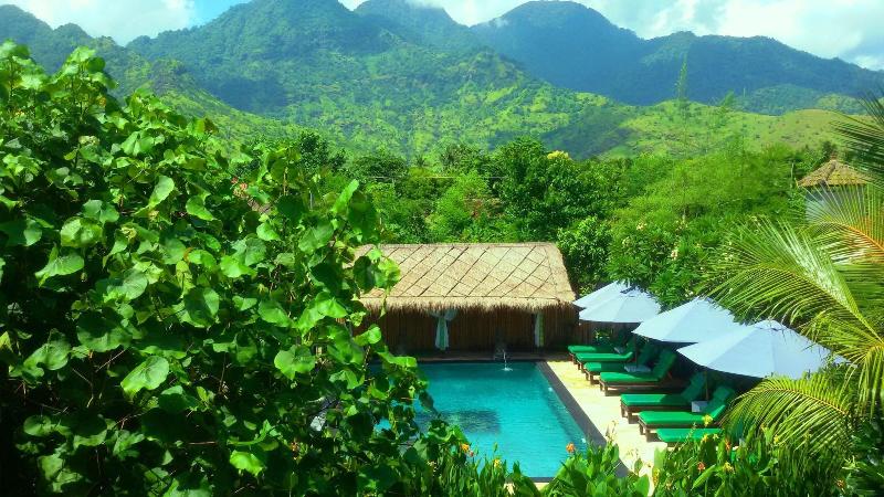 Man's Cottages and Spa image