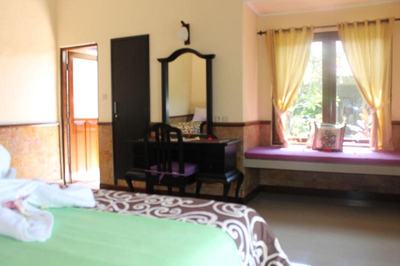 Man's Cottages and Spa image