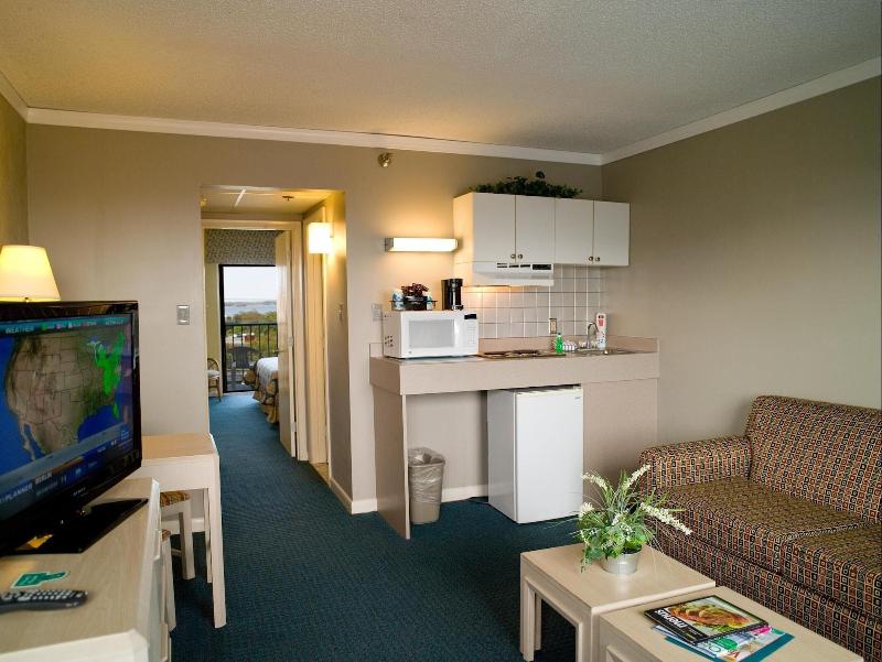 Cayman Suites Hotel image