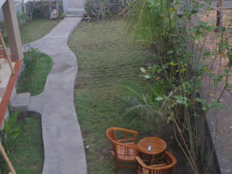 Amed Sari Beach Guesthouse image