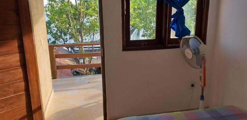 Amed Sari Beach Guesthouse image