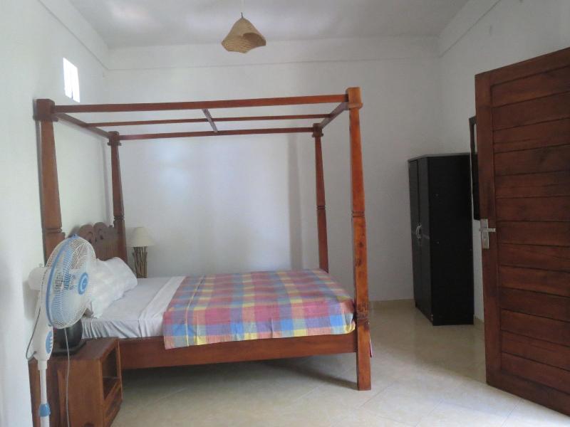 Amed Sari Beach Guesthouse image