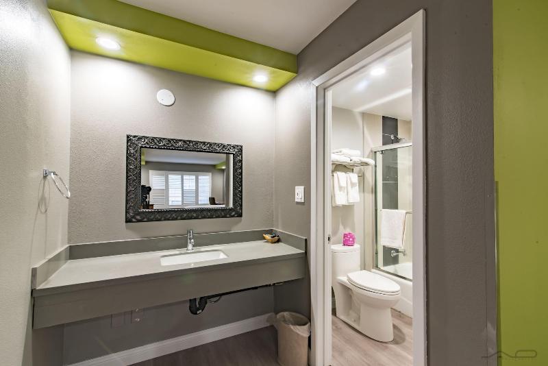 SeaScape Inn - A FairBridge Hotel image