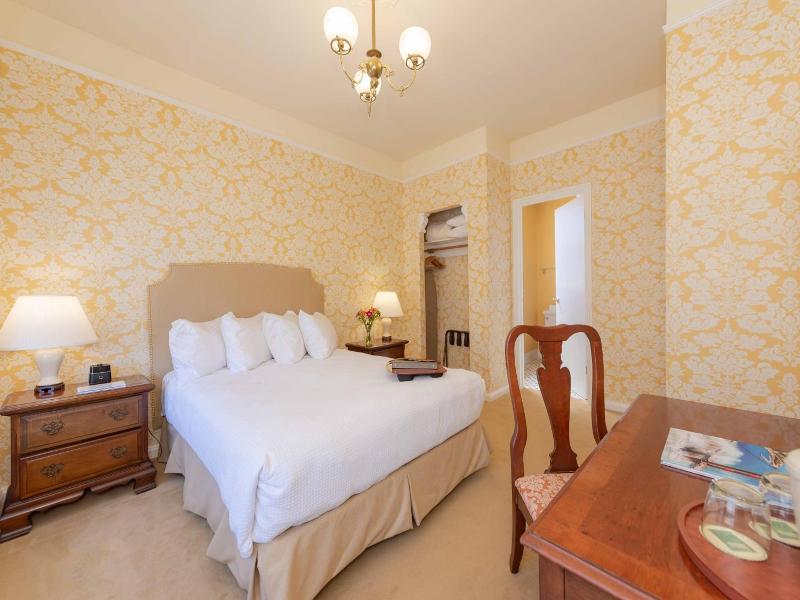 Stanyan Park Hotel image