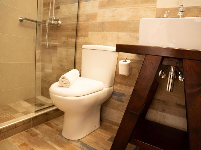 Gigi Rooms image