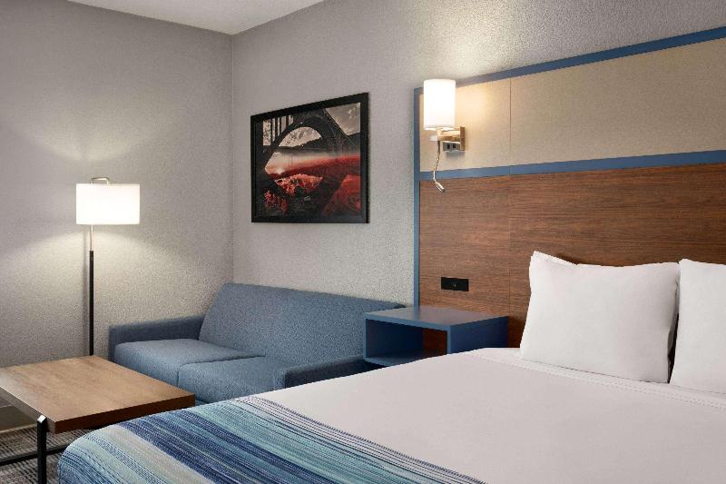 AmericInn by Wyndham Branson & Conference Center image