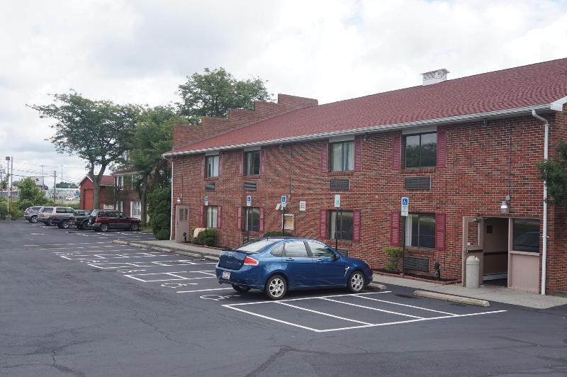 Bellevue Hotel & Suites image