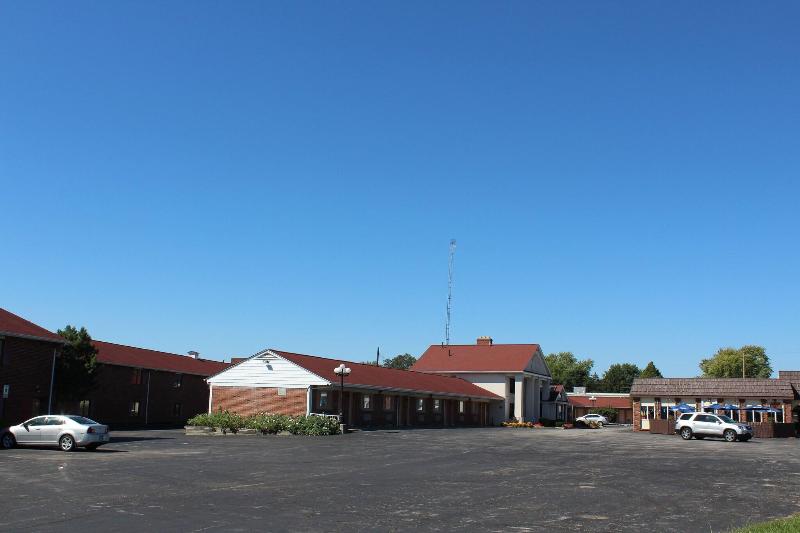 Bellevue Hotel & Suites image