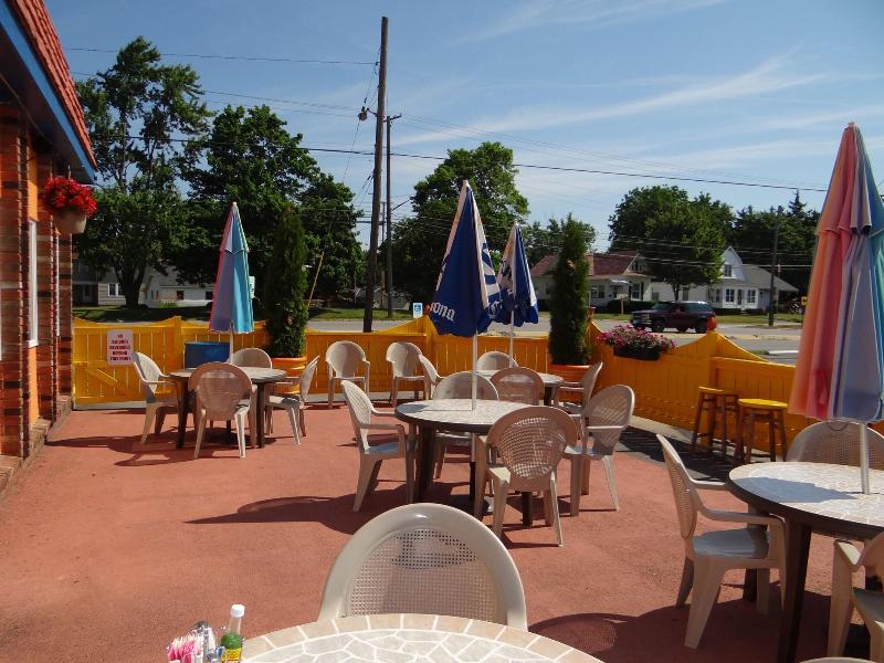 Bellevue Hotel & Suites image