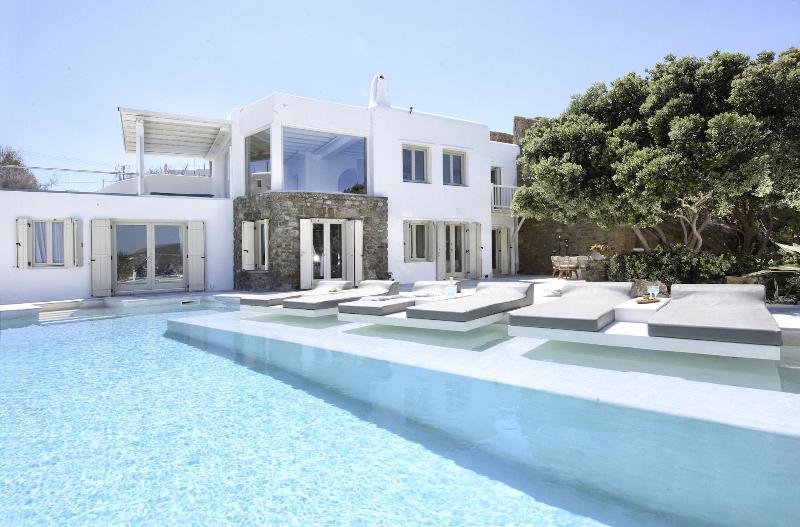 Mykonos Dream Villas image