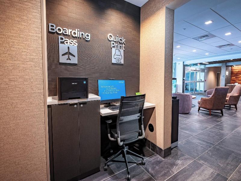 Courtyard By Marriott Toledo West