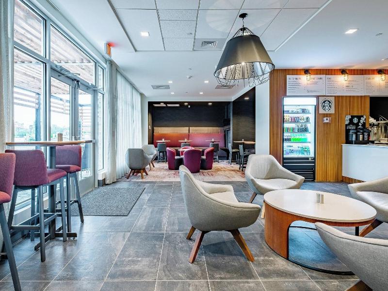 Courtyard By Marriott Toledo West