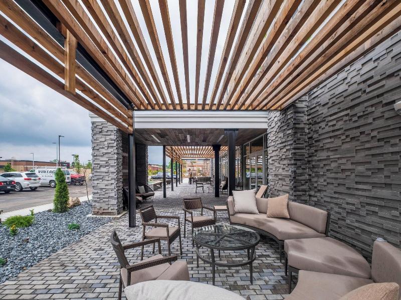 Courtyard By Marriott Toledo West
