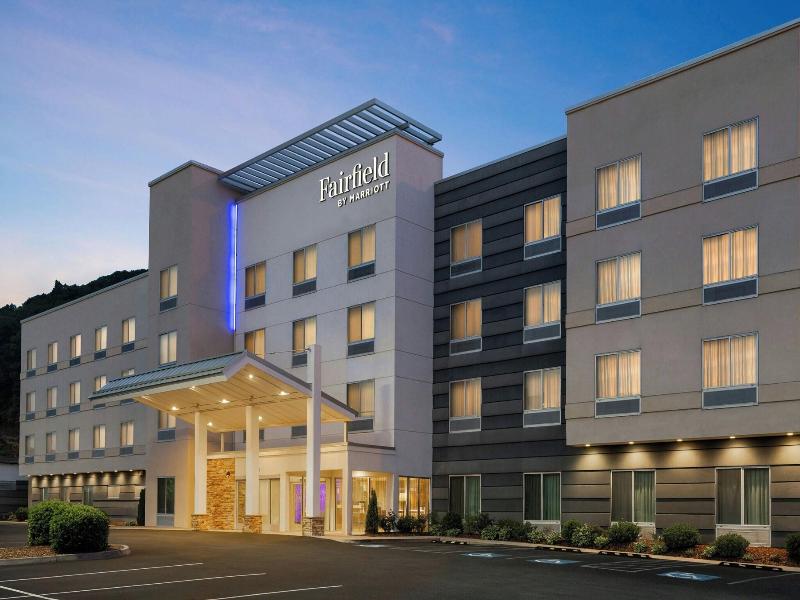Fairfield Inn & Suites Bristol image