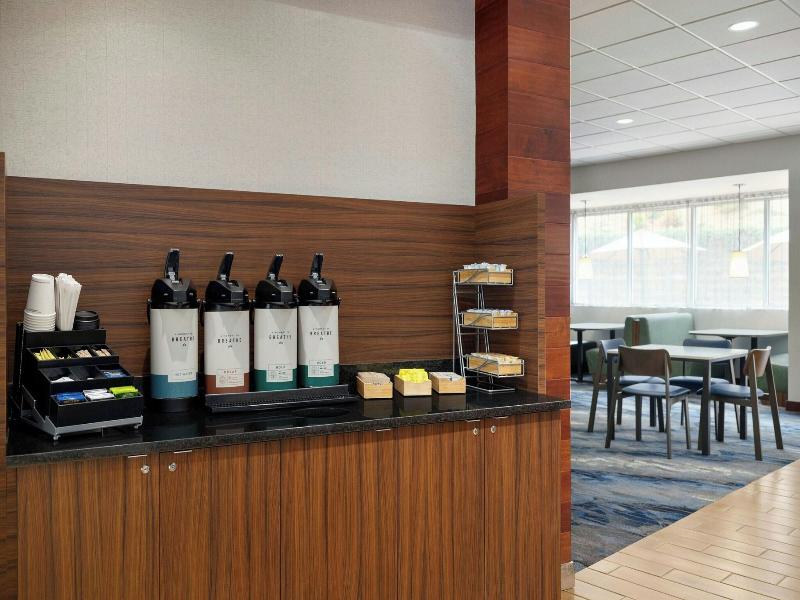 Fairfield Inn & Suites Bristol image