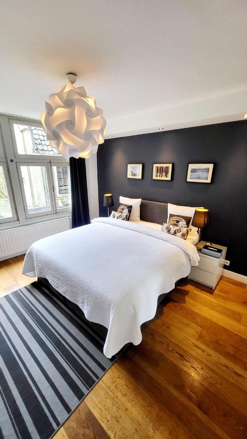 Velvetamsterdam image