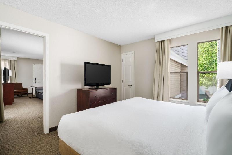 Residence Inn By Marriott Seattle Bellevue image