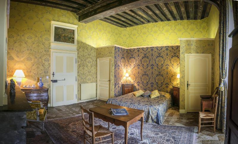 Chambres d'Hôtes - Château de Gizeux — photo 5