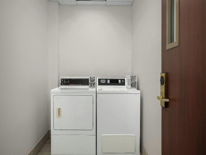 Courtyard By Marriott Danville