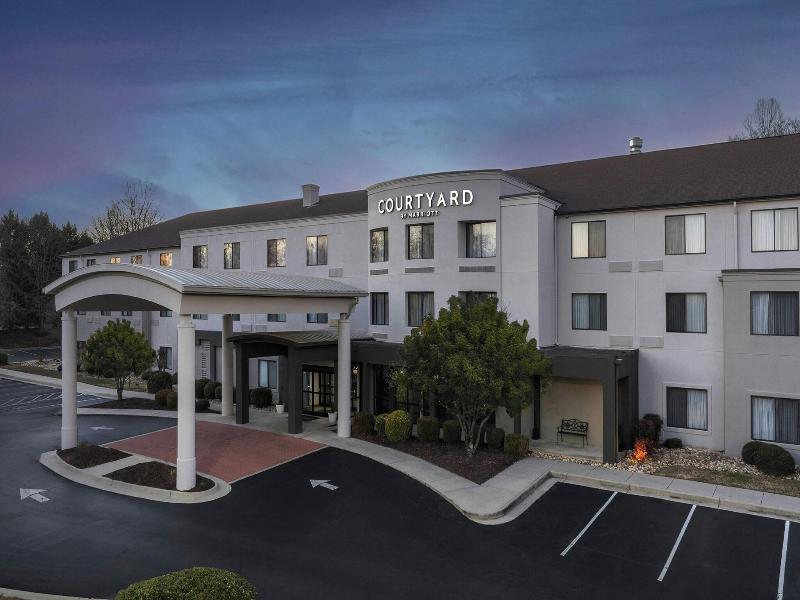 Courtyard By Marriott Danville