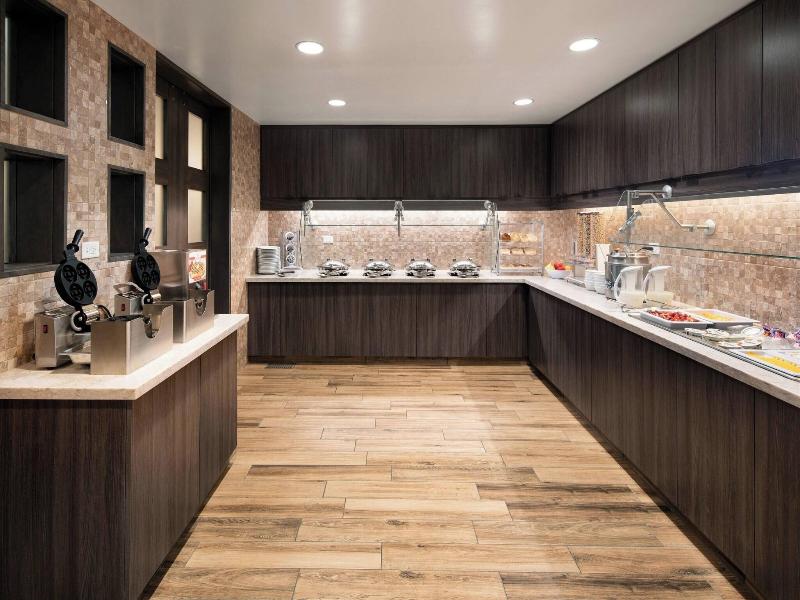 Residence Inn Scottsdale Salt River image